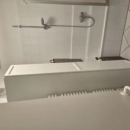 Bothfeld Gut Angebundene Ruhige Terrassenwohnung Am Park Apartment *